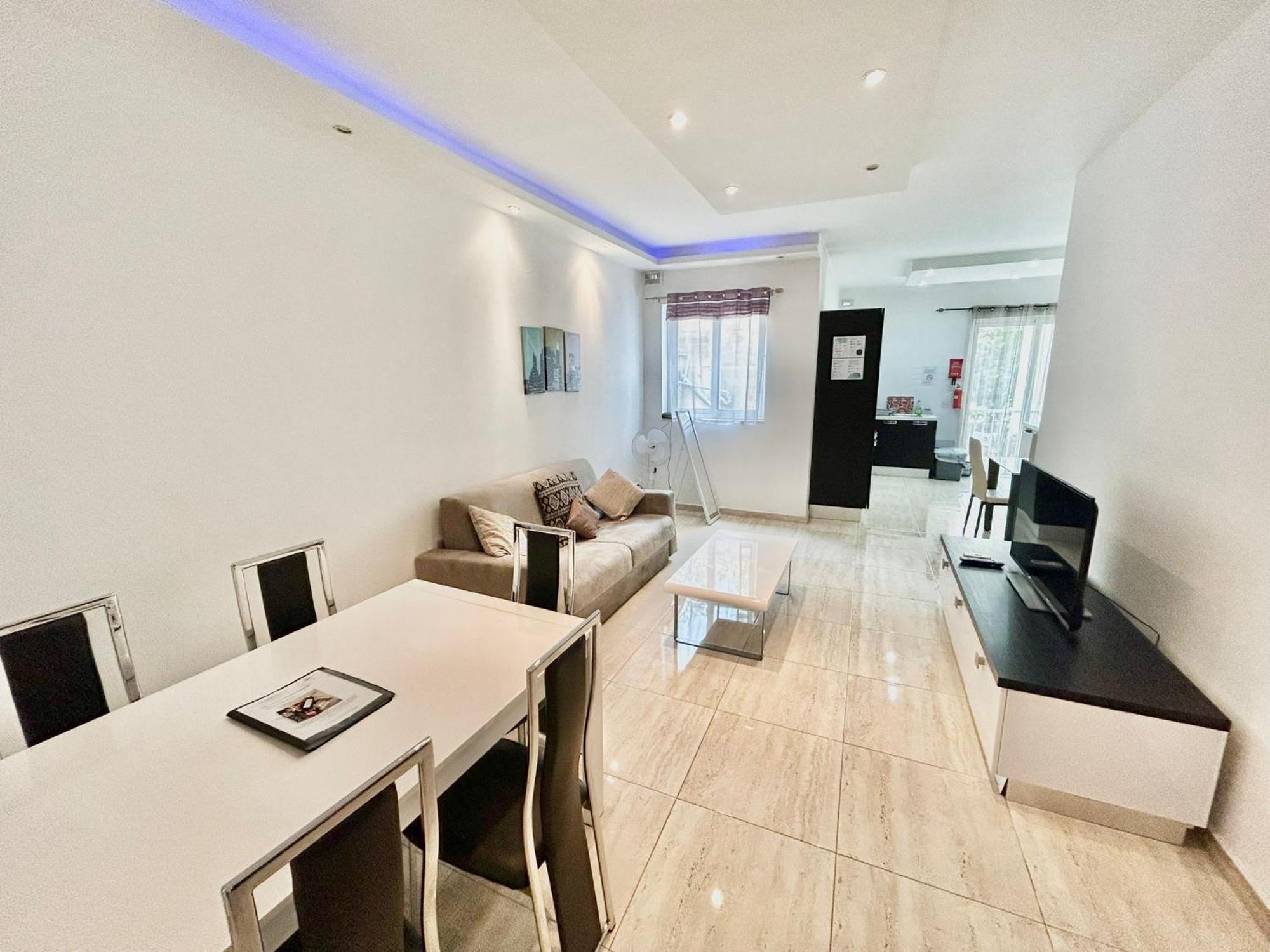 Sliema 2 Bedroom Apartment Esterno foto